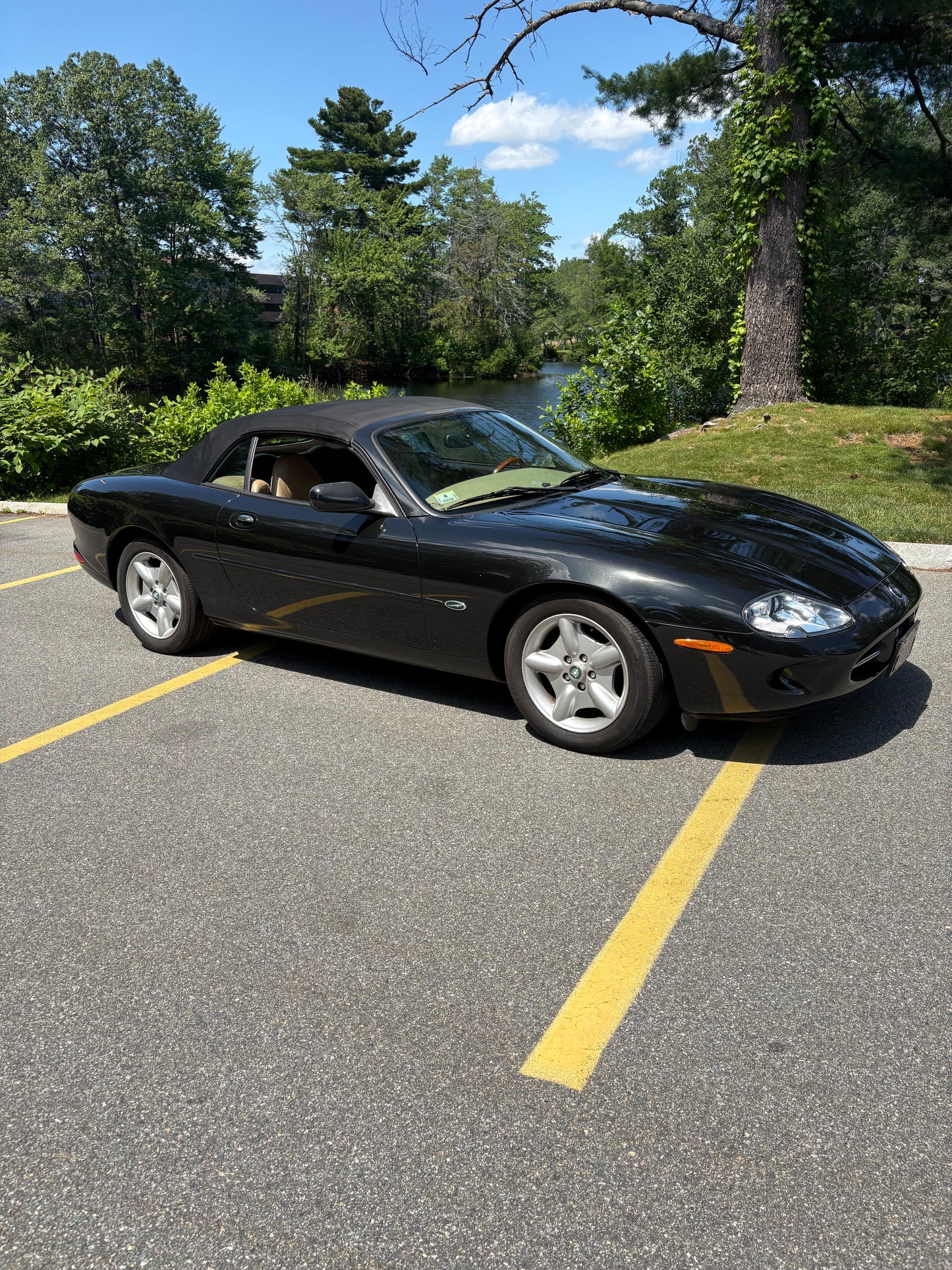 1997 JAGUAR XK8 CONVERTIBLE