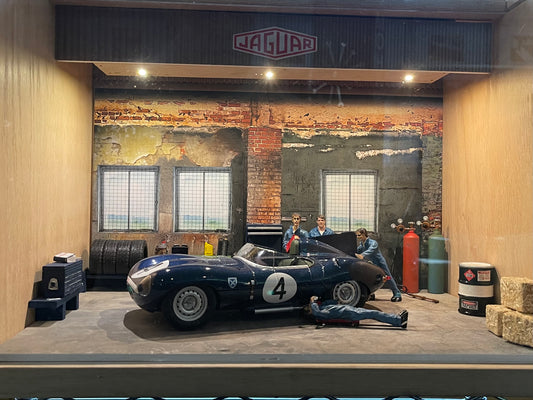 Jaguar D type Diorama