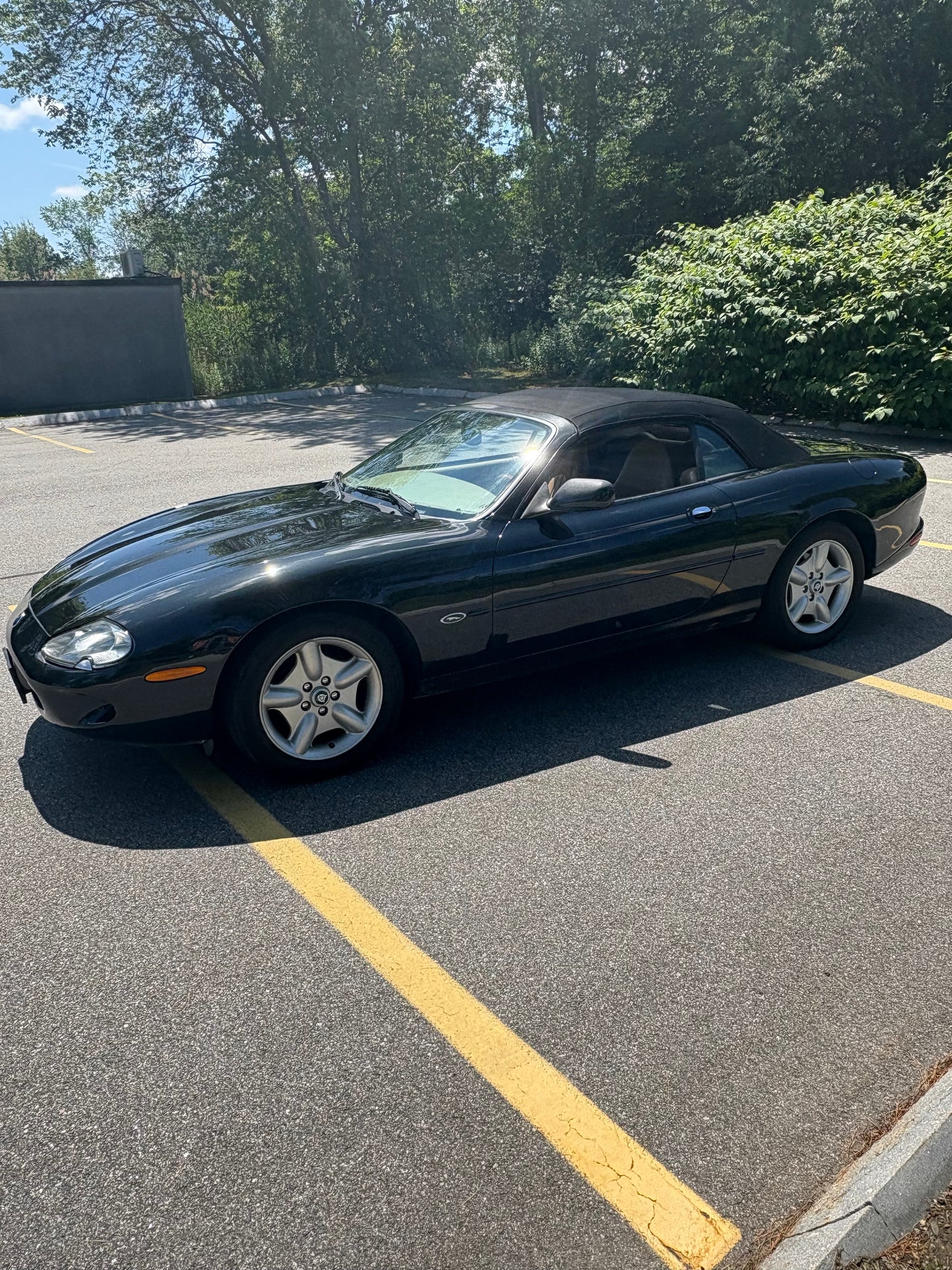 1997 JAGUAR XK8 CONVERTIBLE