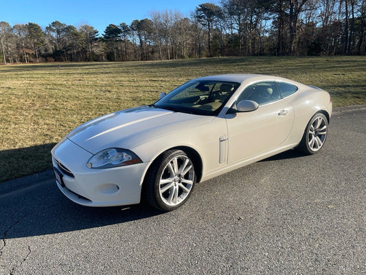 Jaguar 2007 xk coupe